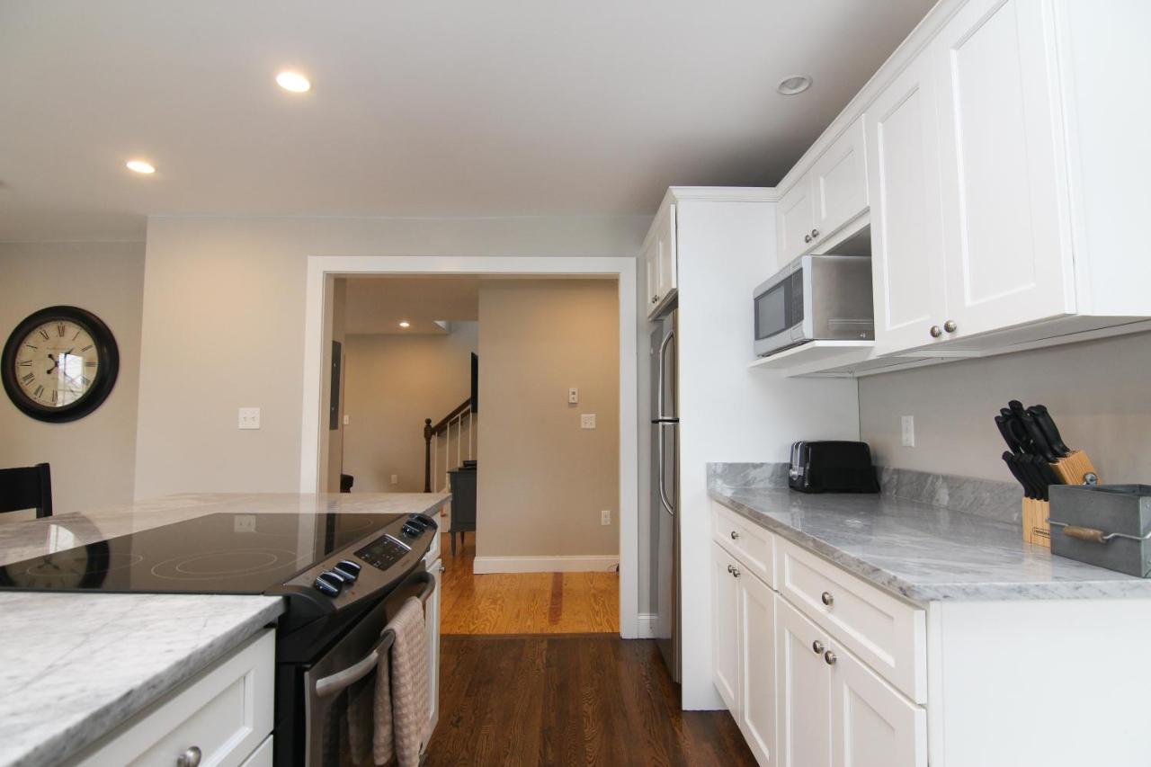 Two Bedroom With Lake View ウルフボロ エクステリア 写真